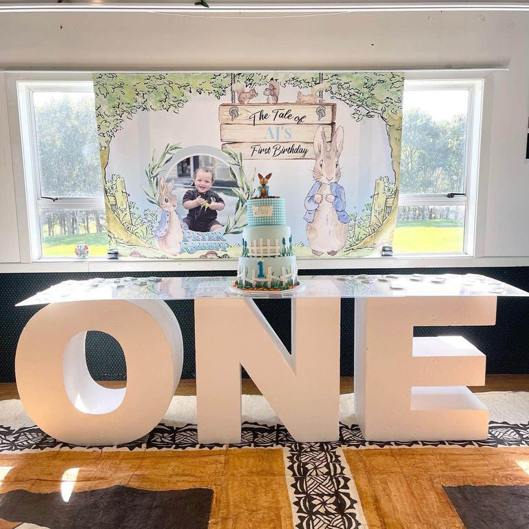 "ONE" 3D Letter Table